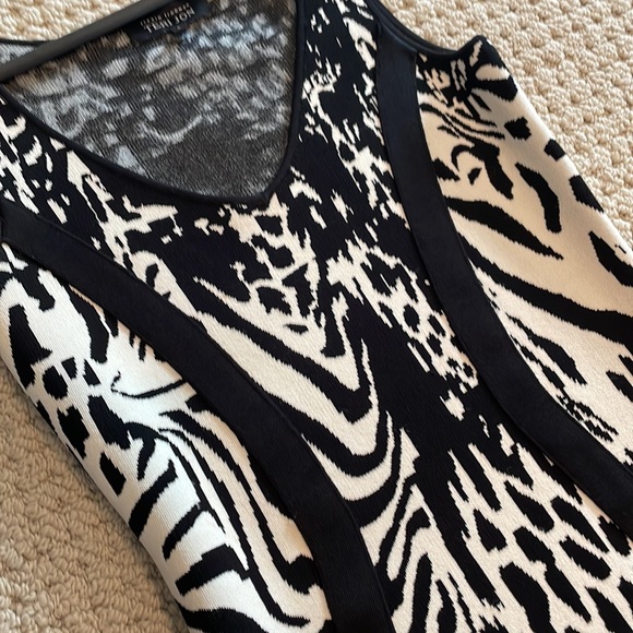 Teri Jon cocktail dress/bodycon style - Picture 4 of 5